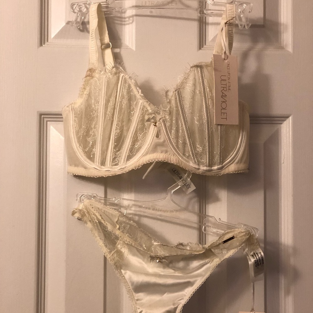 Ultraviolet bra and panty set